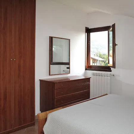 Res. Vigna Del Lago 125s Appartamento Dongo